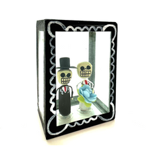 Load image into Gallery viewer, Handmade Window Shadow Box Nicho - See Through Series  - Novio y Novio