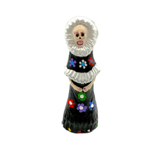 Load image into Gallery viewer, Handmade Mexican Catrina Figurine - Catrina Iztaccihuatl Art & Decor Muertolandia.com Black