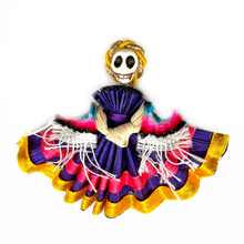 Load image into Gallery viewer, Handmade Mexican Folklorico Corn Husk Catrina Magnets : Hijas de Jalisco Series Art & Decor Mexico Tepatitlán - Purple