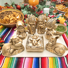 Load image into Gallery viewer, Jumbo Nativity Natividad Scene - Mexican Nacimiento Design 8 Figurines Art & Decor Muertolandia.com