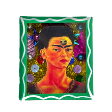 Load image into Gallery viewer, Handmade Square Shadow Box Nicho - Frida Photo Magnet Shadow Boxes Mexico 3rd Eye - Green Box