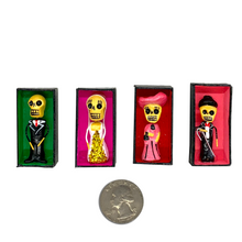 Load image into Gallery viewer, Handmade Mini Magnet Coffin People - Amor Eterno (4 Pack) Art & Decor Mexico