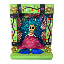 Load image into Gallery viewer, Handmade Shadow Box Nicho - Folklórico Dancer Shadow Boxes Mexico CC Green Wood Box