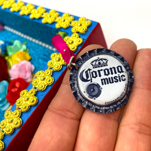 Load image into Gallery viewer, Handmade Deluxe Shadow Box Nicho - Viva el Amor Shadow Boxes Mexico