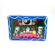 Load image into Gallery viewer, Handmade Window Shadow Box Nicho - Lovely Pets (Dog and Cat) Shadow Boxes Mexico CC Dog & Cat Blue Wood Box Yang