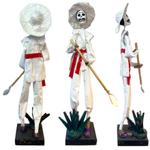 Load image into Gallery viewer, Mexican Handmade Paper Maché - Agavero Catrín Art & Decor Muertolandia.com