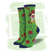 Load image into Gallery viewer, Women's Frida Kahlo "Día de Los Frida" Socks Socks SockSmith Clover Green