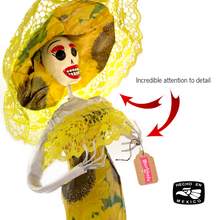 Load image into Gallery viewer, Mexican Handmade Paper Maché - La Calavera Catrina - Medium