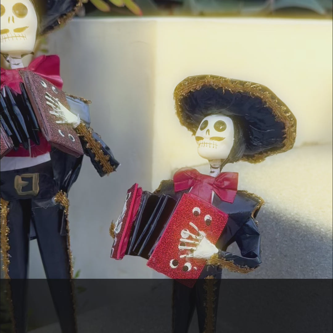 Mexican Handmade Paper Maché - Mariachi Nuevo Real - Don Acordeón Art & Decor Muertolandia.com
