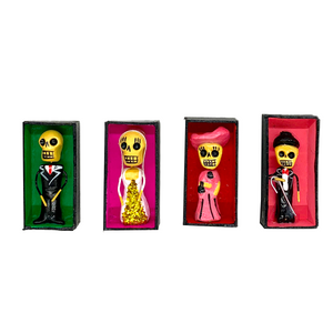 Handmade Mini Magnet Coffin People - Amor Eterno (4 Pack)