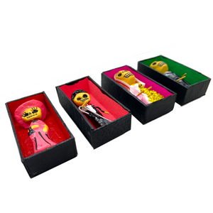 Handmade Mini Magnet Coffin People - Amor Eterno (4 Pack)