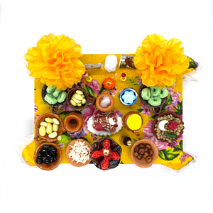 Mexican Day of the Dead / Día De Muertos Mini Ofrenda Tables