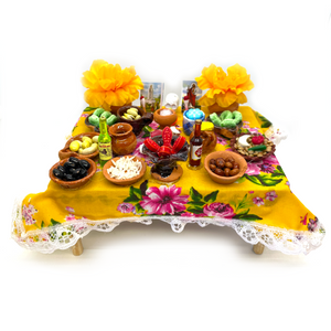 Mexican Day of the Dead / Día De Muertos Mini Ofrenda Tables