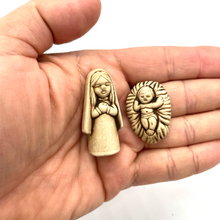 Load image into Gallery viewer, Miniature Nativity Natividad Scene - Mexican Design 12 Figurines