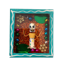 Load image into Gallery viewer, Handmade Square Shadow Box Nicho - Luchadores Lucha Libre, Mexican Wrestlers Magnet